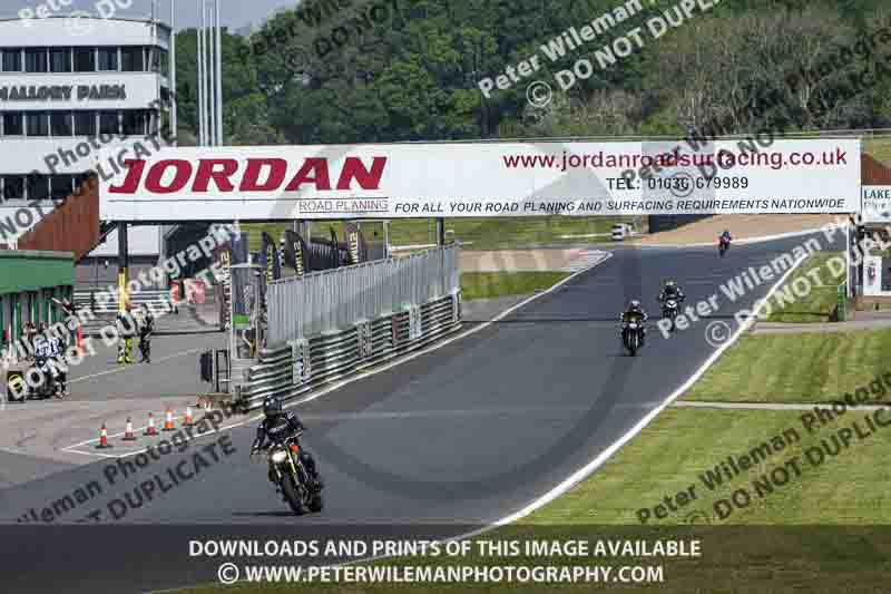 enduro digital images;event digital images;eventdigitalimages;mallory park;mallory park photographs;mallory park trackday;mallory park trackday photographs;no limits trackdays;peter wileman photography;racing digital images;trackday digital images;trackday photos